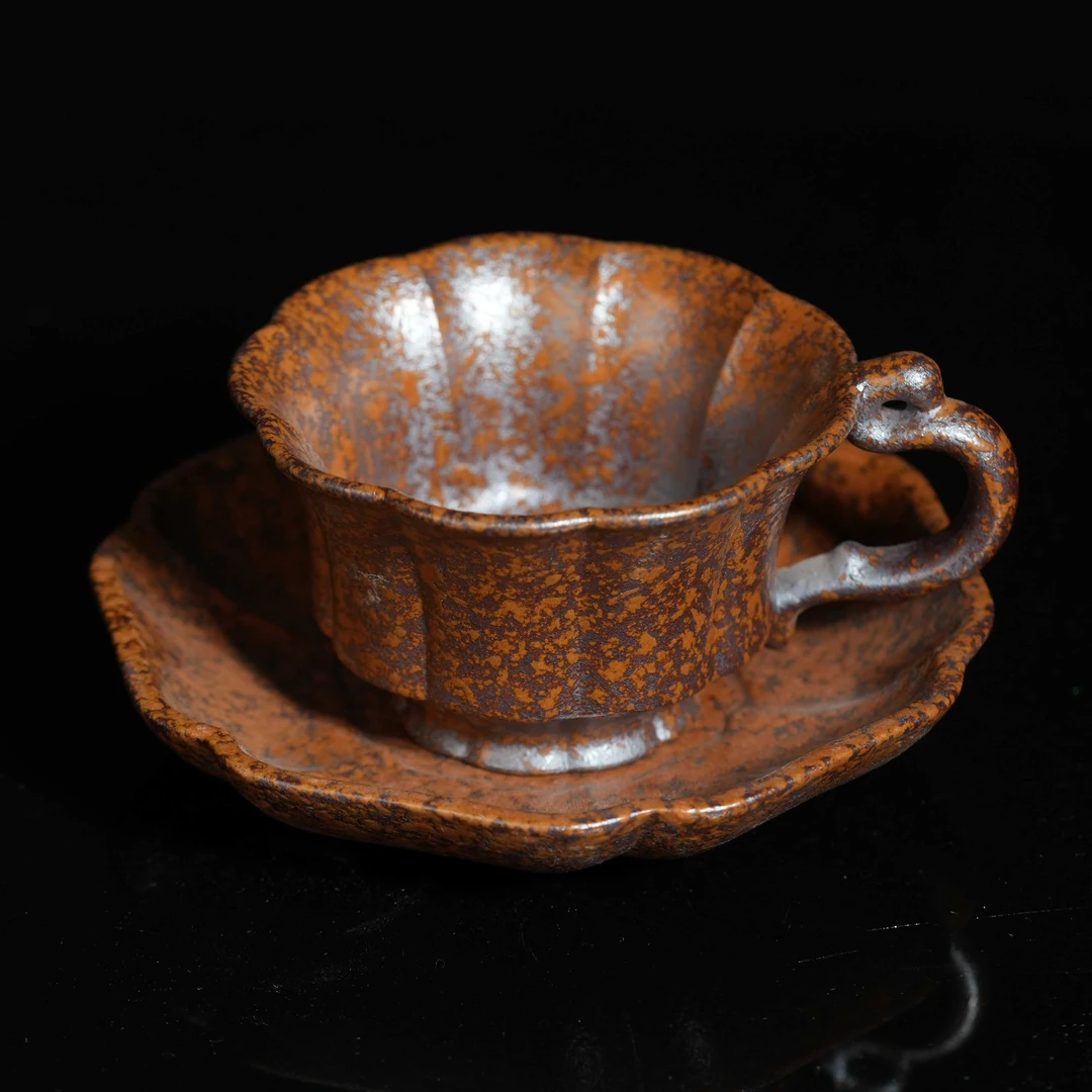 玄铁紫泥 古龙窑柴烧 筋纹海棠主人杯  宜兴原矿紫砂全手工紫砂杯