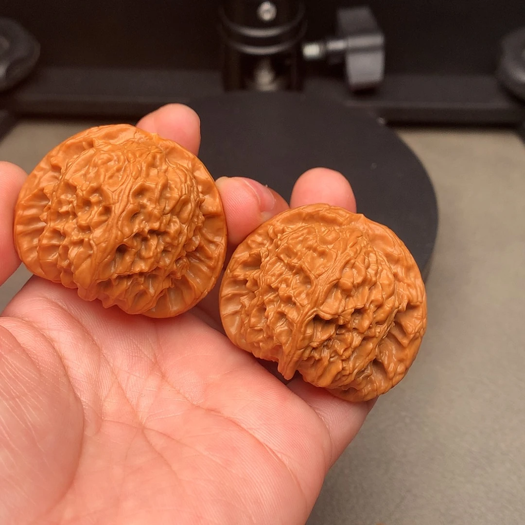 文玩核桃吊坠353号白狮子43