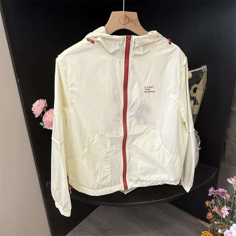 夏季冲锋衣新款薄款外套大码紫外线宽松透气户外运动防晒衣女外穿