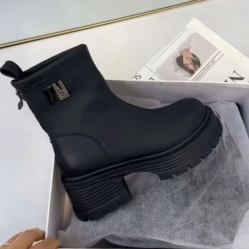 小个子厚底加绒马丁靴女2025年新款秋冬英伦风切尔西短靴瘦瘦靴