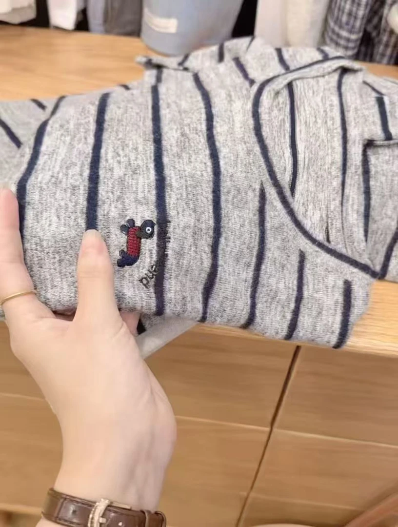七言家巨好看！秋冬#糯米绒条纹刺绣腊肠狗亲肤打底长袖