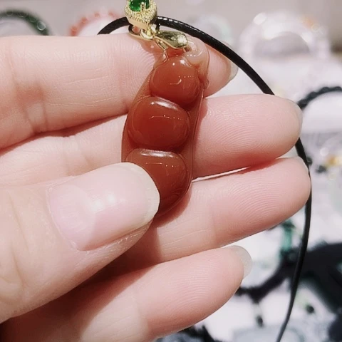 未镶嵌颈饰玛瑙/玉髓天然时尚玛瑙吊坠