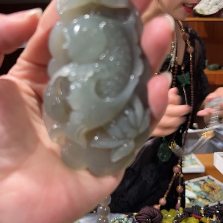 未镶嵌岫玉毛衣链