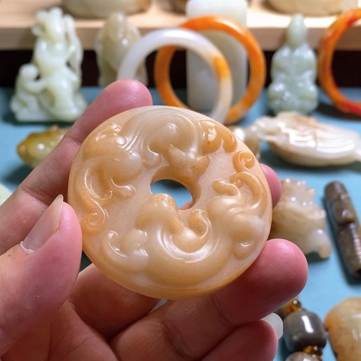 和田玉未镶嵌挂件