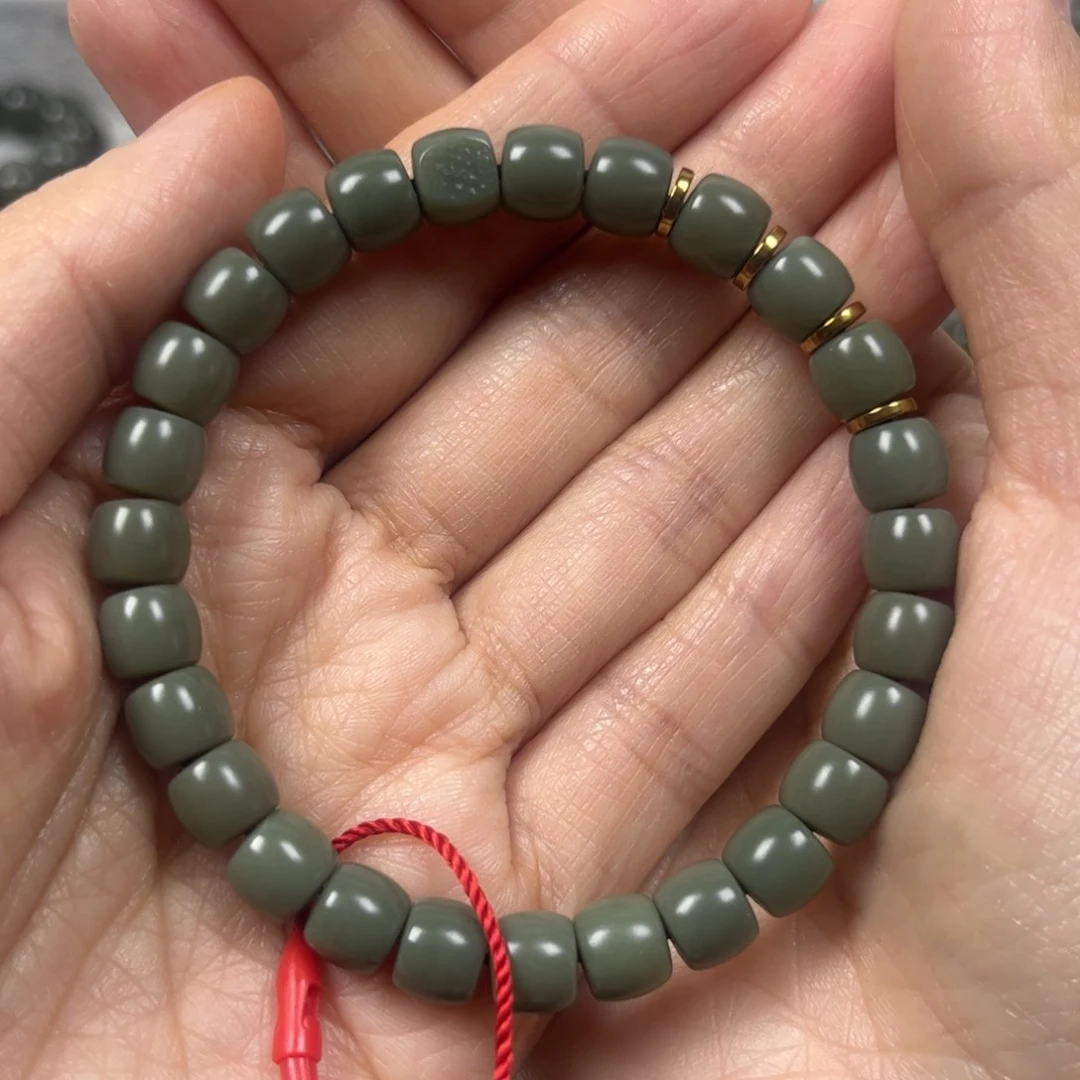 和田玉手链未镶嵌卡8直切珠宝级