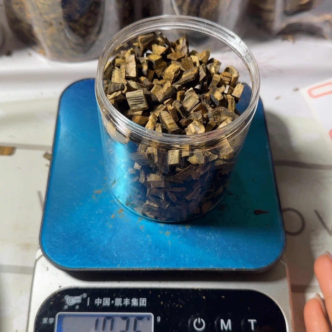 沉香沉香碎屑张勺子102克