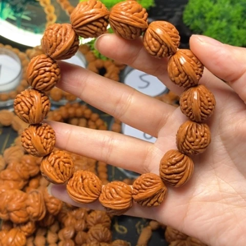 【闪购商品】手串桃核