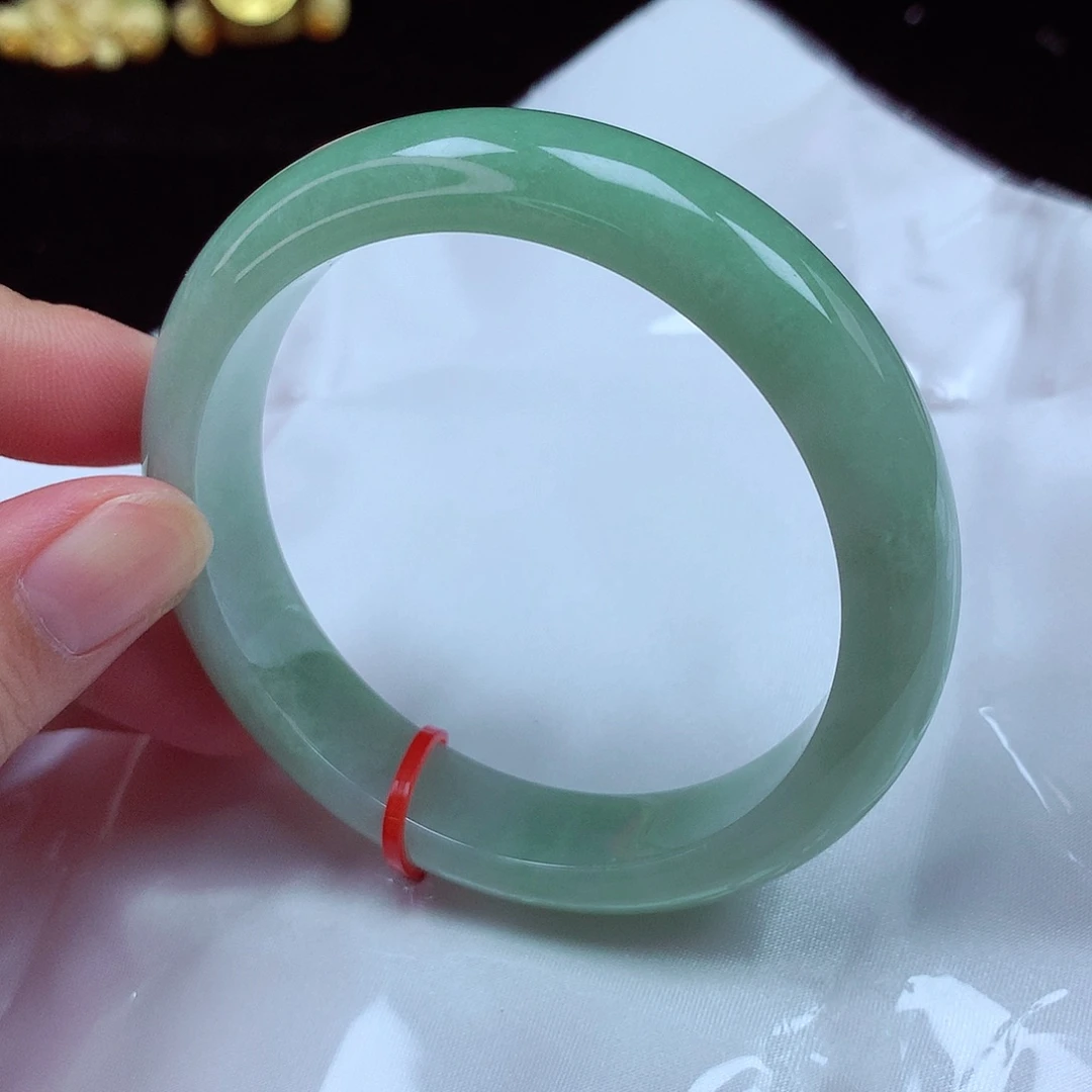 未镶嵌手镯翡翠60圈
