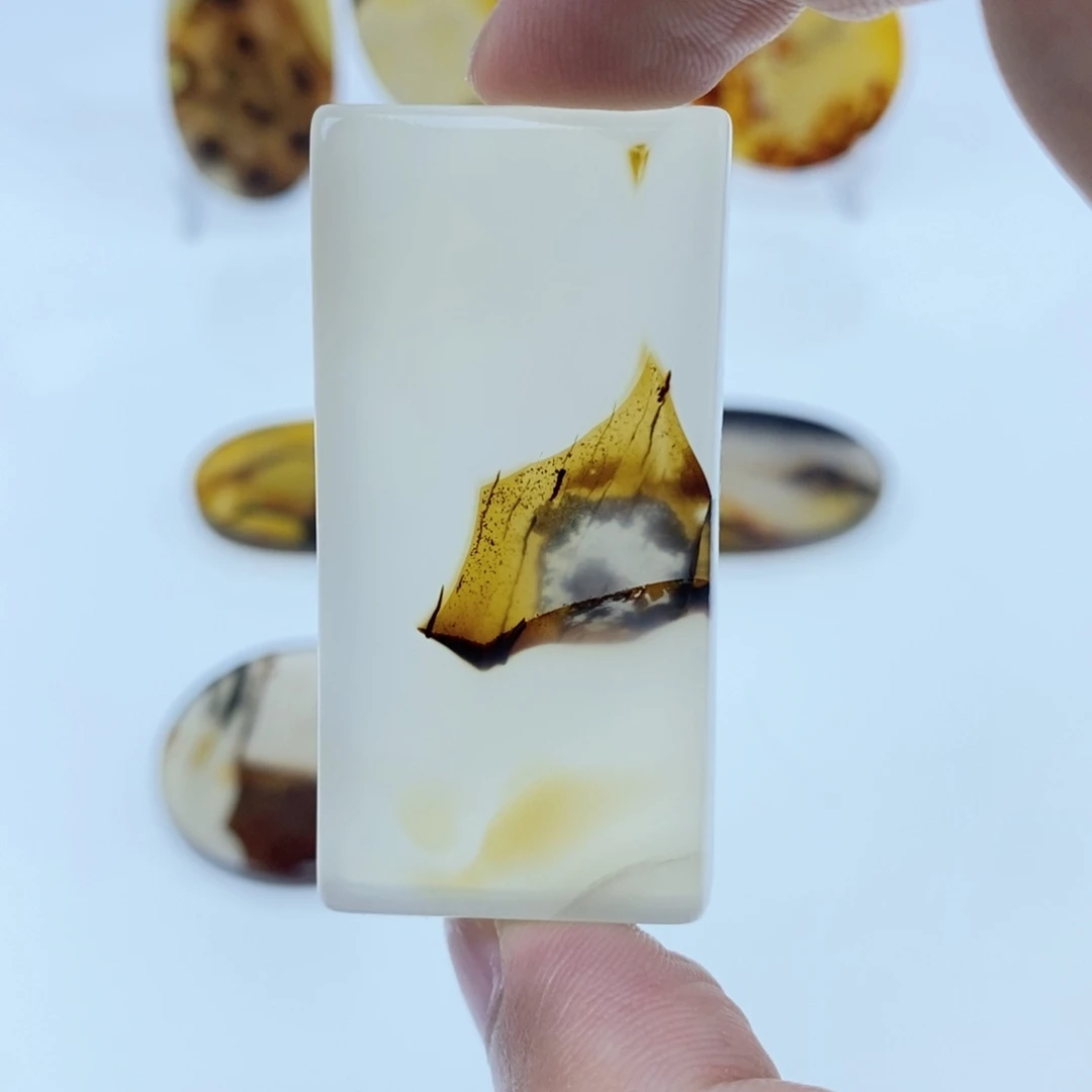 玛瑙/玉髓未镶嵌珠宝半成品