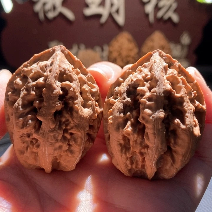 吊坠文玩核桃楸玥核43七彩