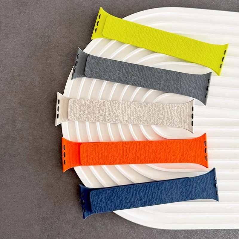 适用苹果手表S10新款荔枝纹iwatchS9硅胶S8磁吸Ultra高级感表带SE