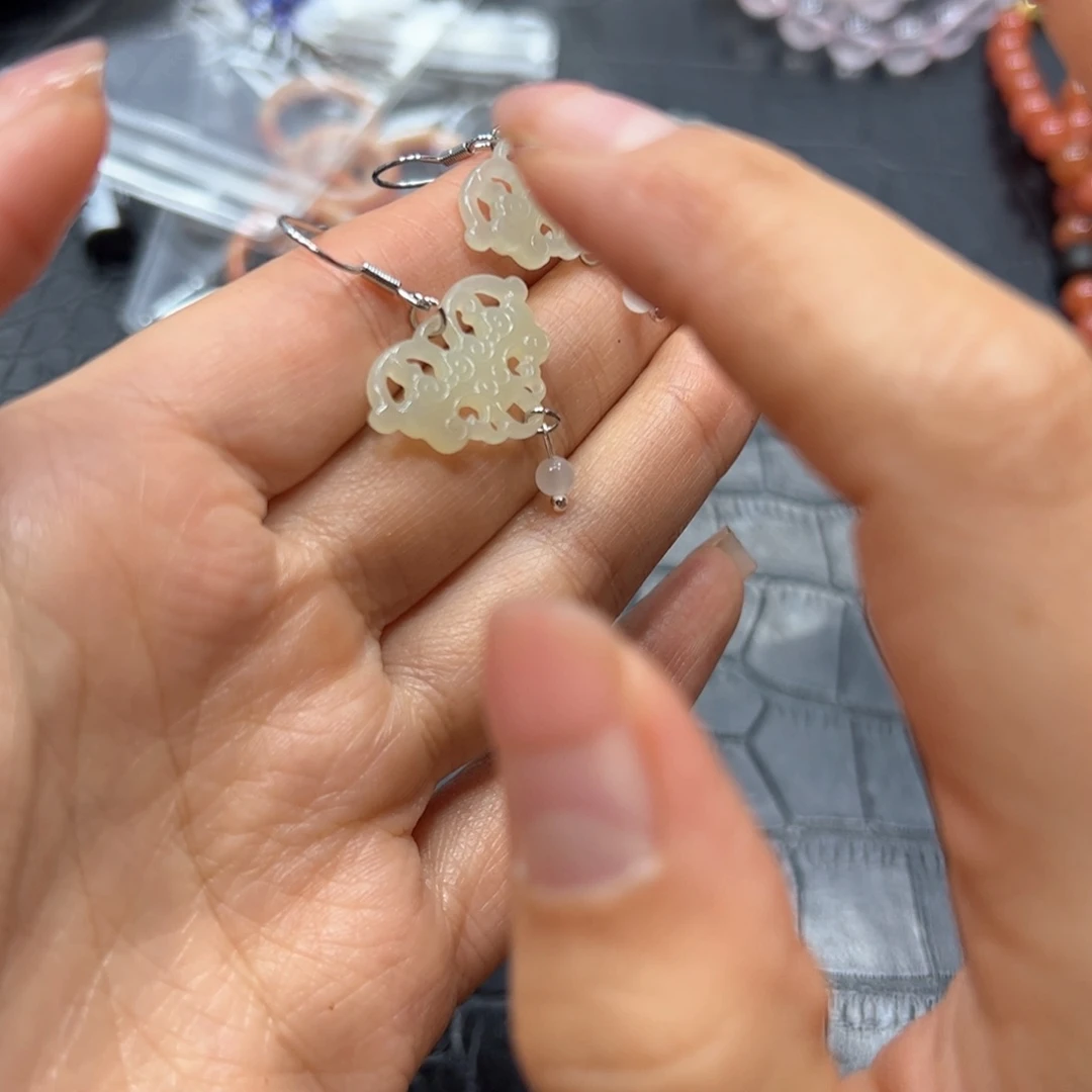 银S925镶嵌手链烟晶和田玉蝴蝶耳饰