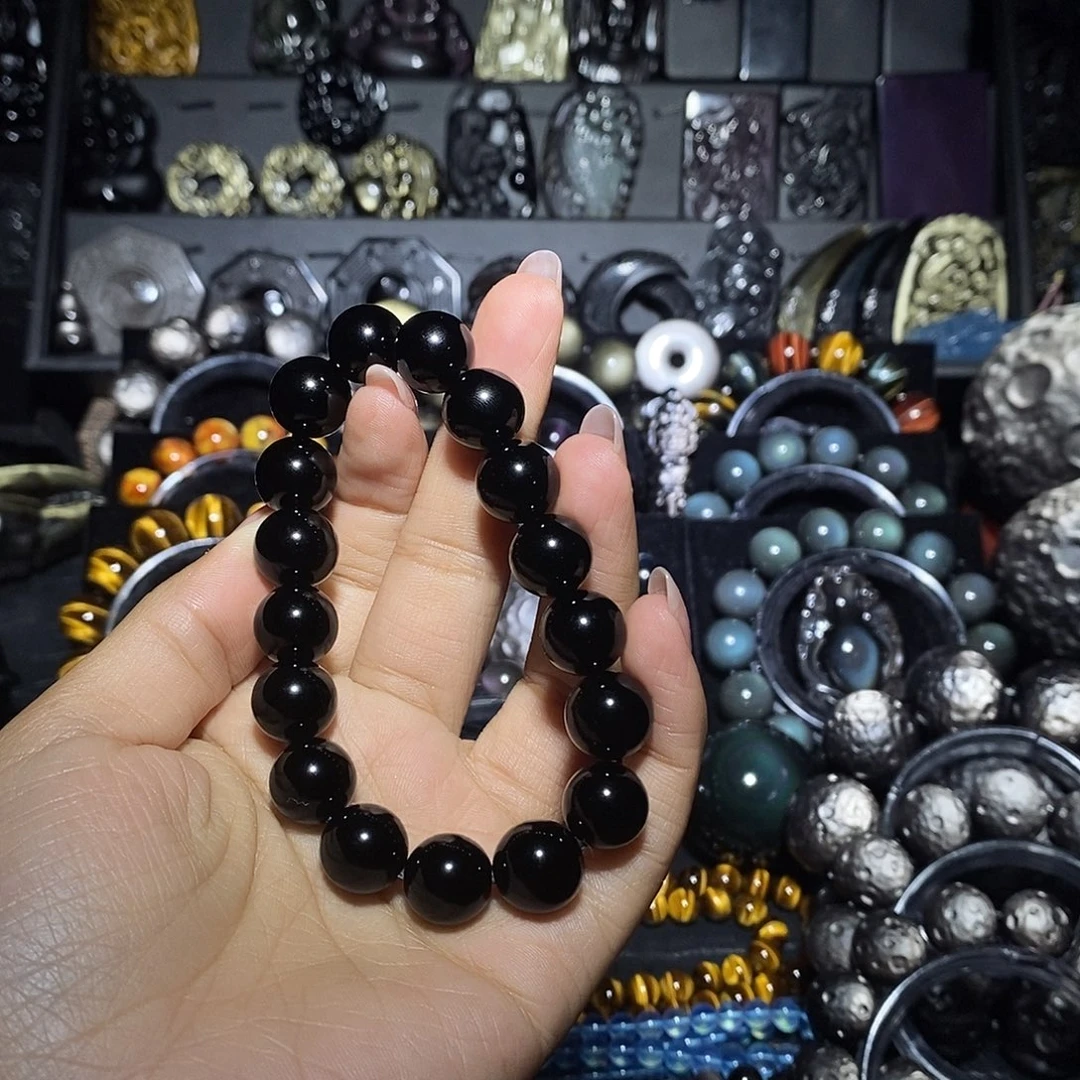 惠***部黑曜岩未镶嵌手链