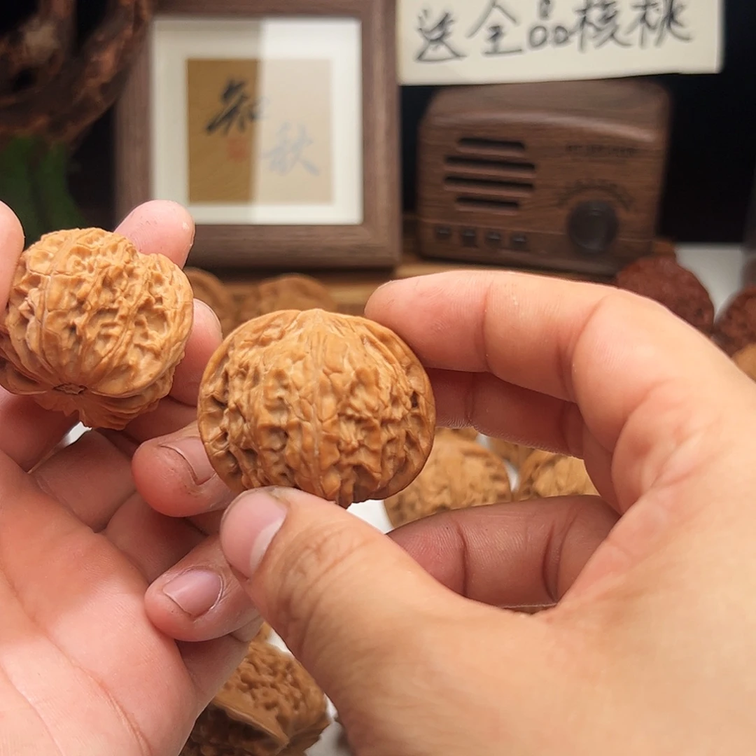 晚***吹龙脊菩提吊坠磨盘狮子头