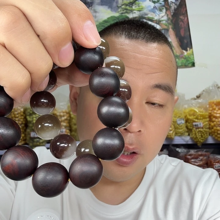 大果紫檀（缅甸花梨）月***?72