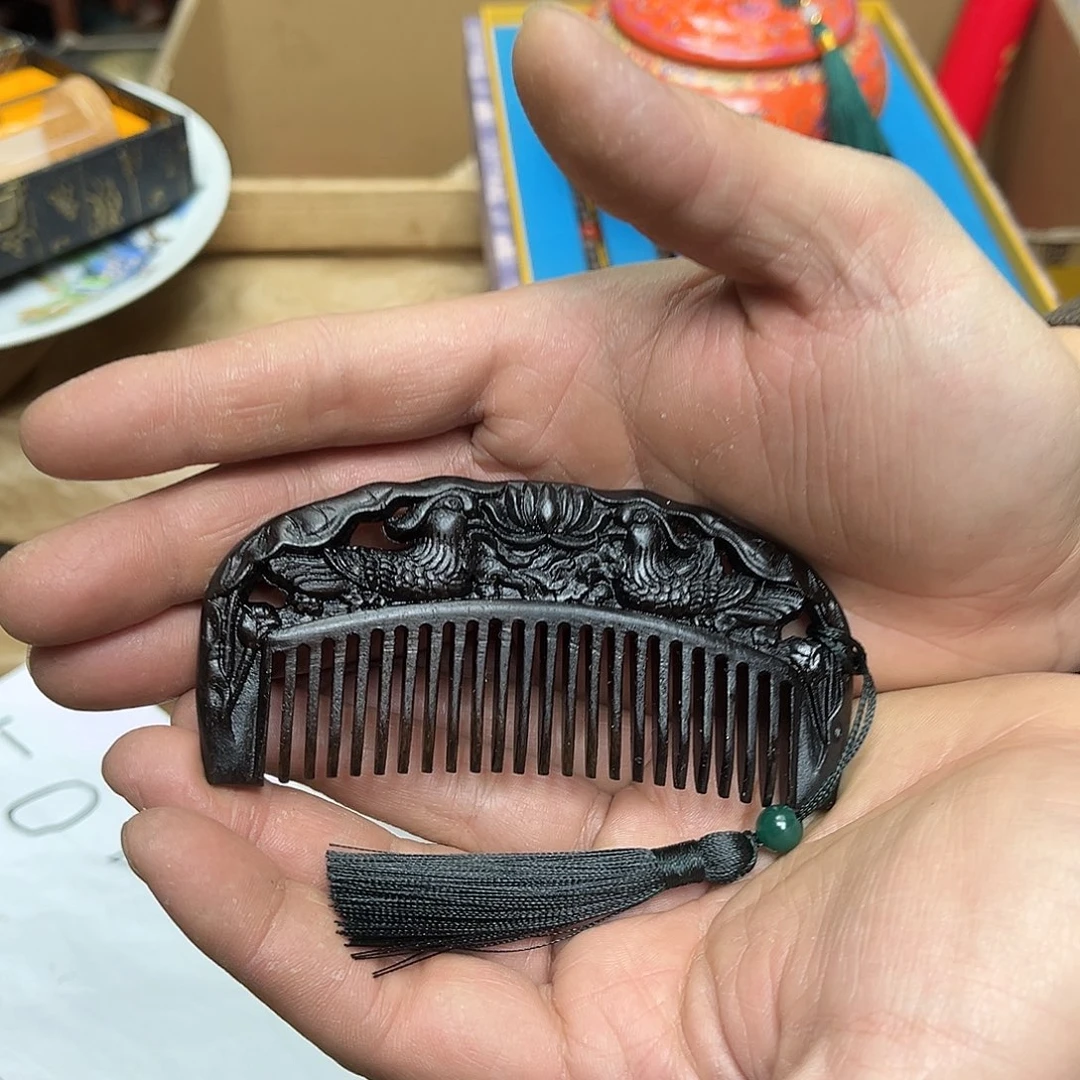 大叶紫檀（黑酸枝木类）