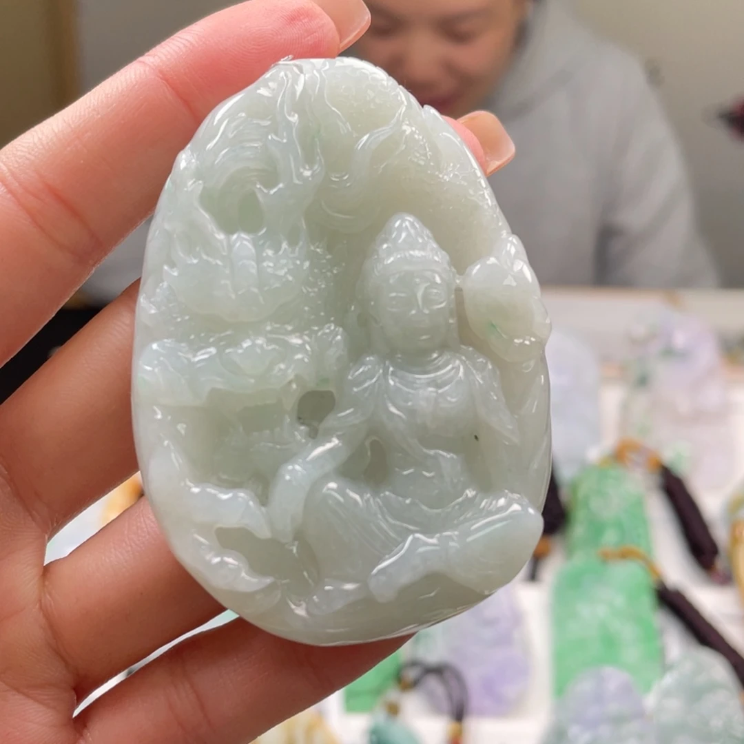 翡翠吊坠(不含链)未镶嵌