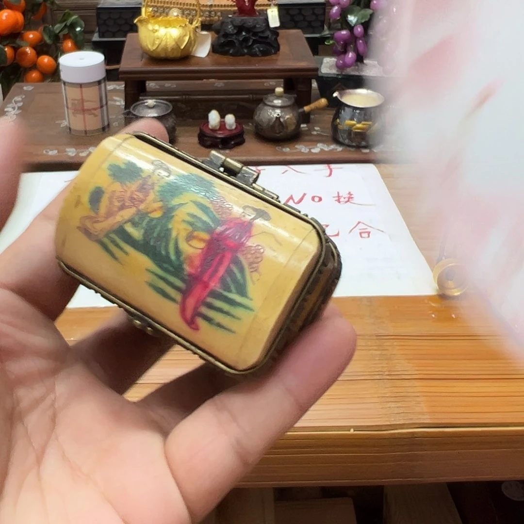 瓷片瓷器瓷器瓷器卡上爬爬山