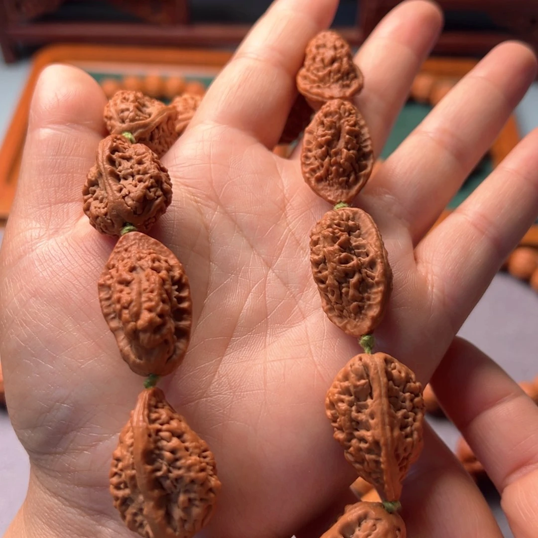 文玩核桃吊坠野生小核桃