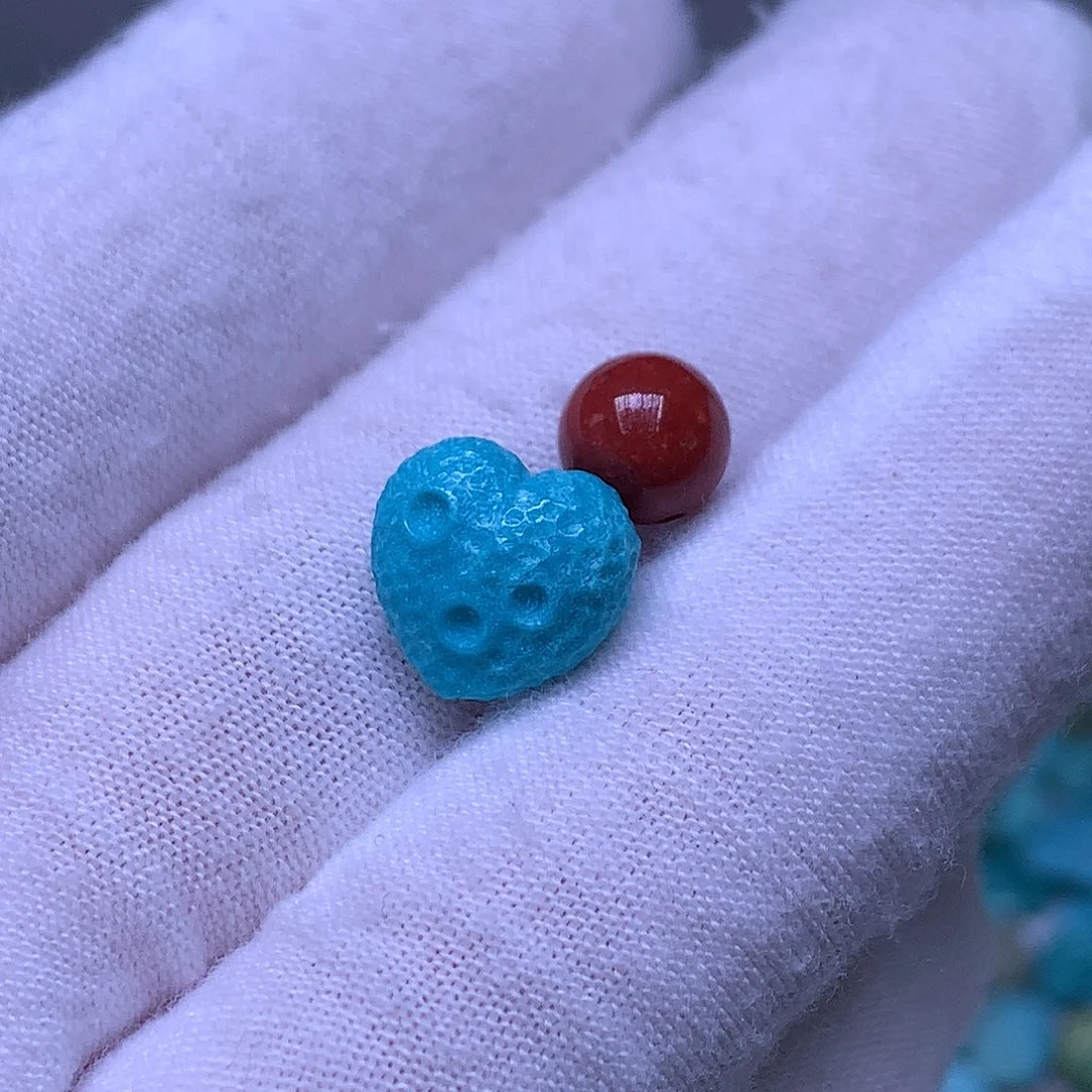 南红玛瑙未镶嵌珠宝奇石