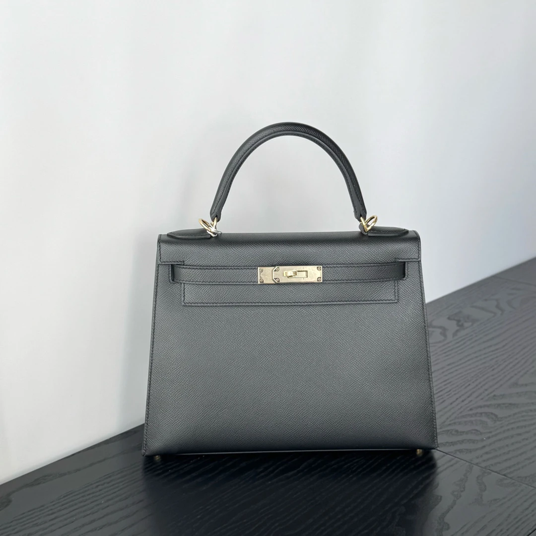 99新 Hermes/爱马仕 【小池专属】kelly28 黑色 淡金扣E皮Z刻拆单中