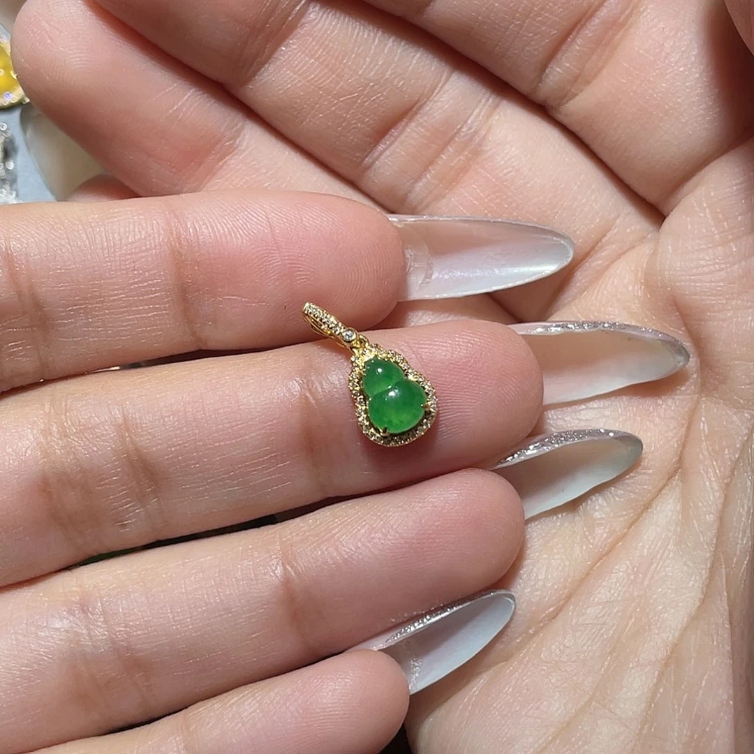 吊坠(不含链)18K金镶嵌翡翠