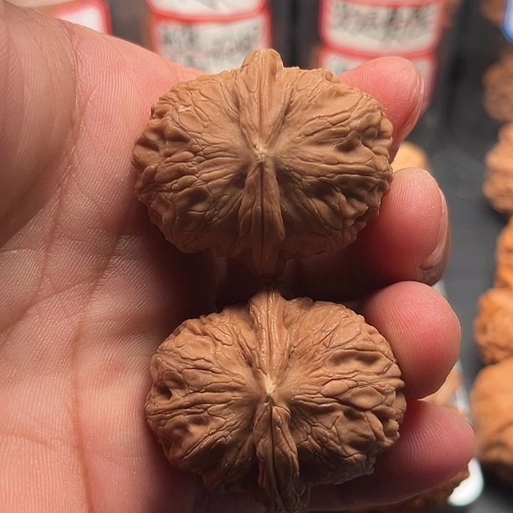 文玩核桃把件元宝40