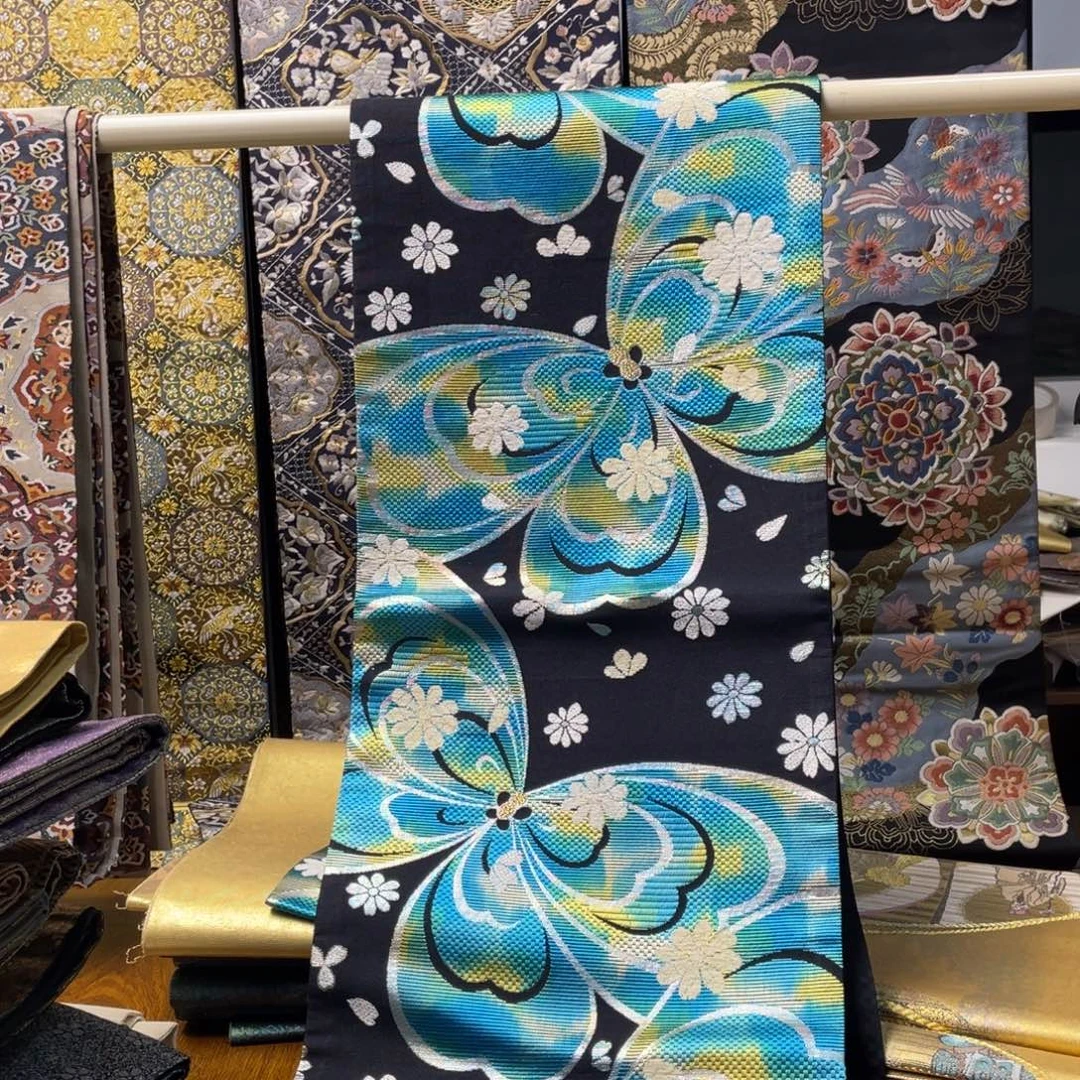 织绣天鹅绒织柔软