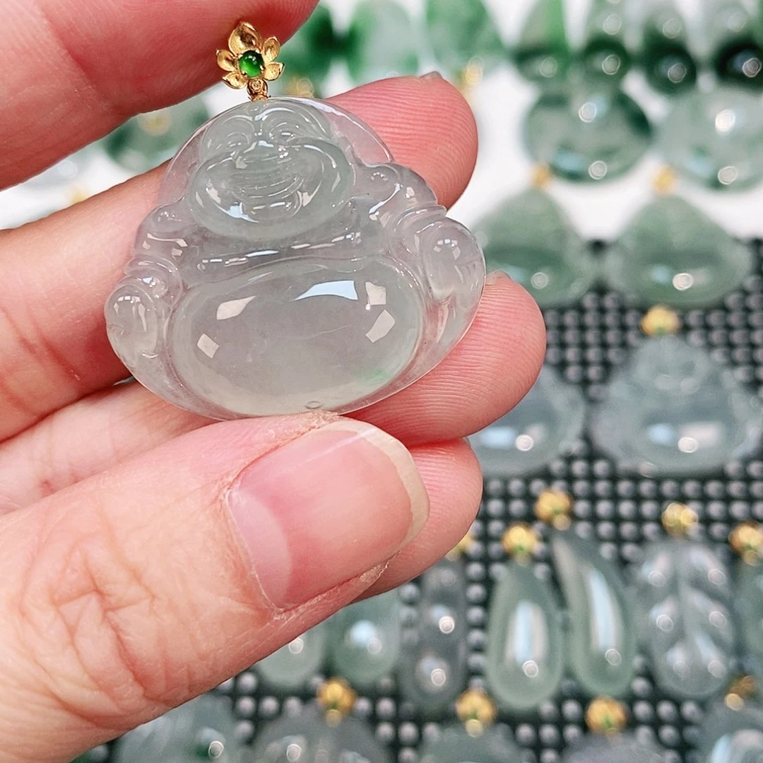 翡翠颈饰18K金镶嵌吊坠