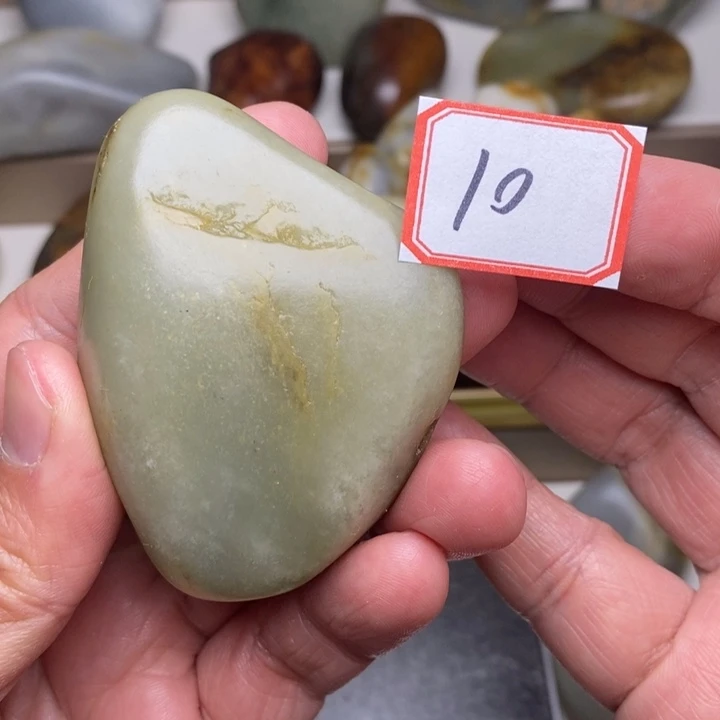 未镶嵌和田玉把件10