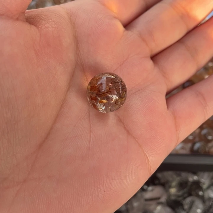 未镶嵌珠宝半成品水晶小****。