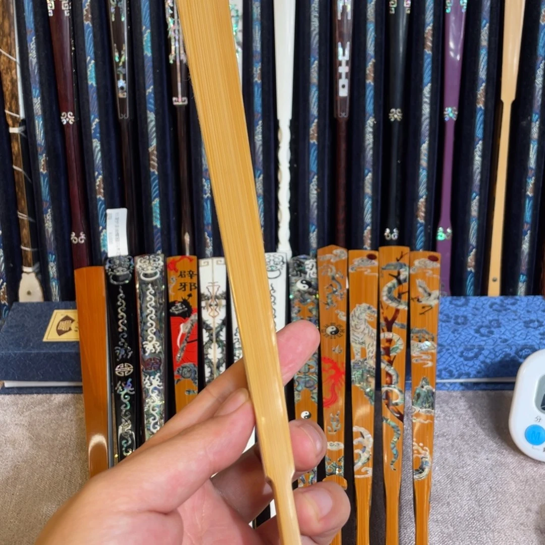 扇子手工制作工艺精湛