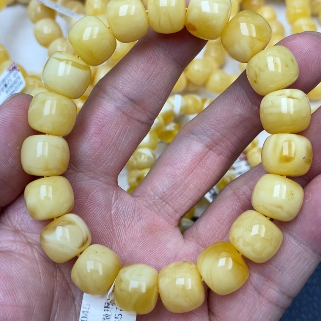 未镶嵌蜜蜡裸石29