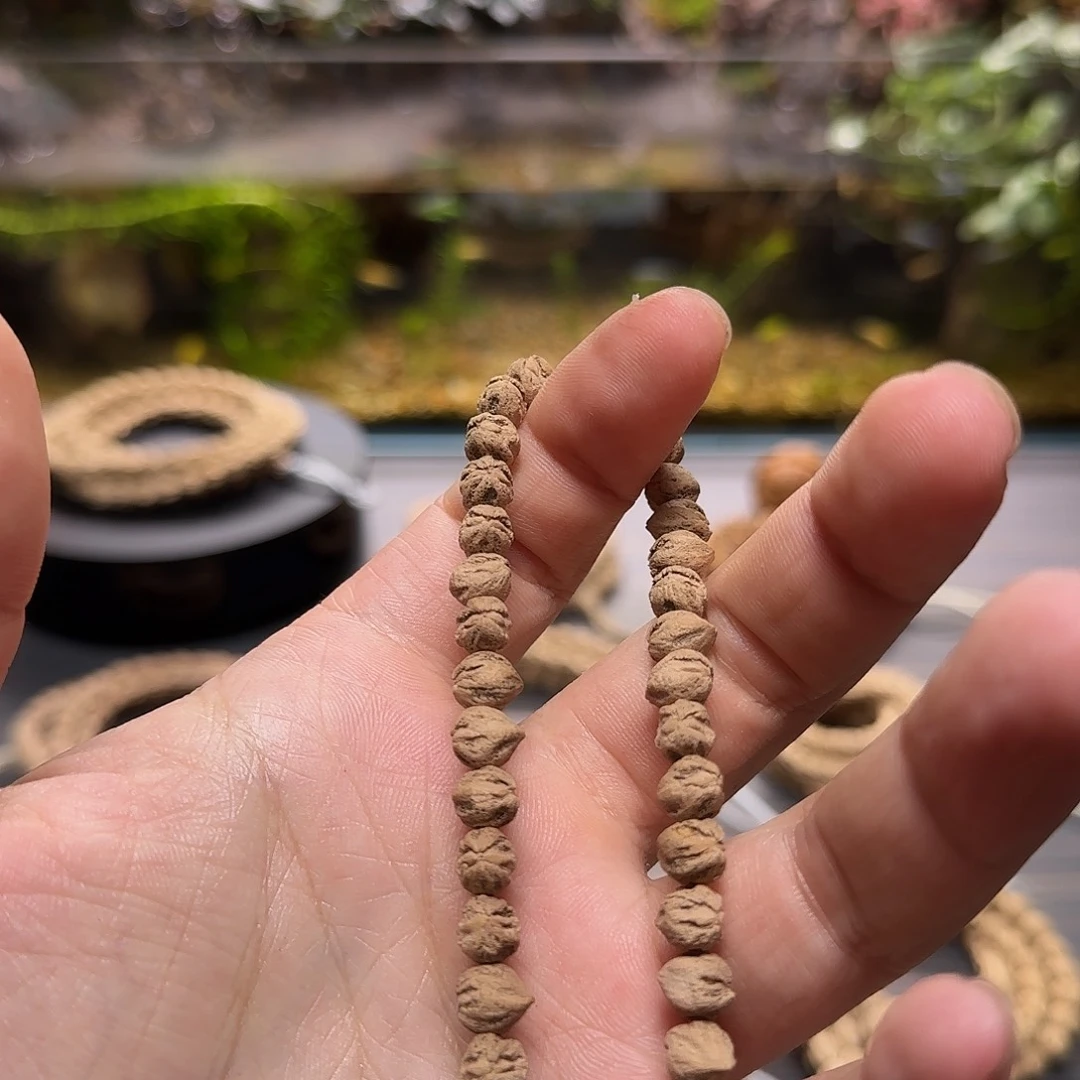 柏香籽/百香籽吊坠?*萘