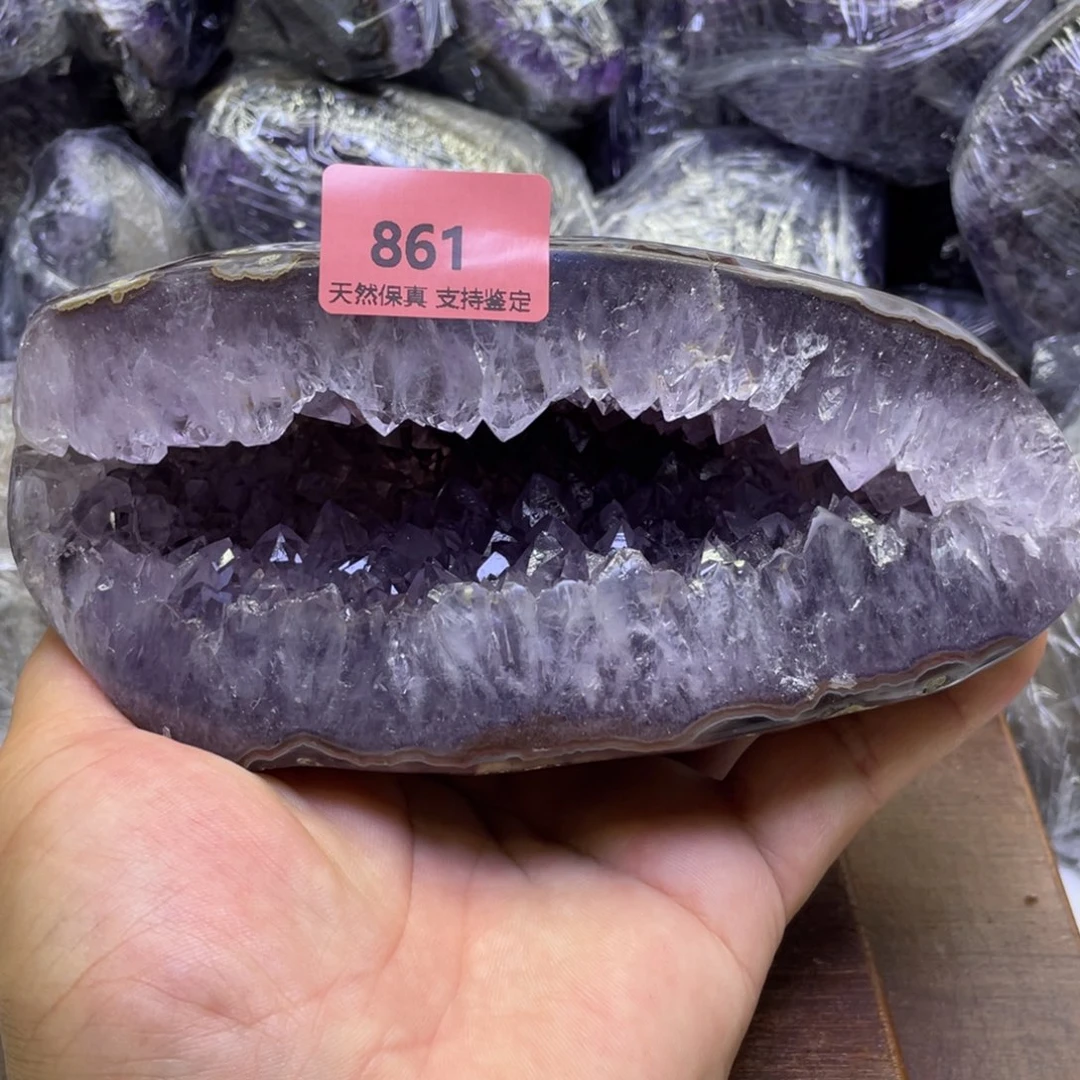 未镶嵌水晶大型摆件（非配饰）