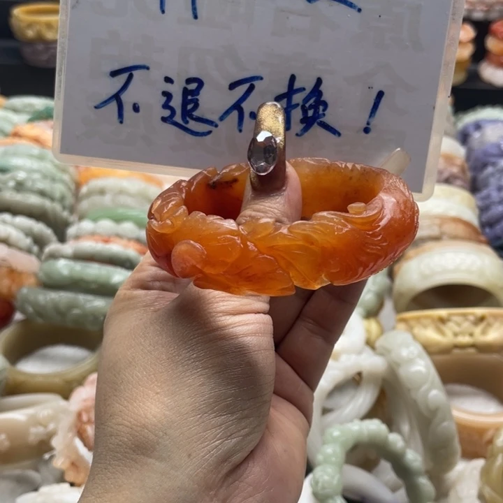 石英岩玉未镶嵌手镯