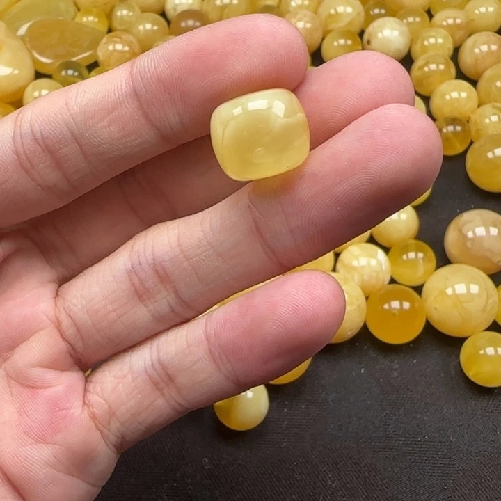 未镶嵌蜜蜡裸石天然441