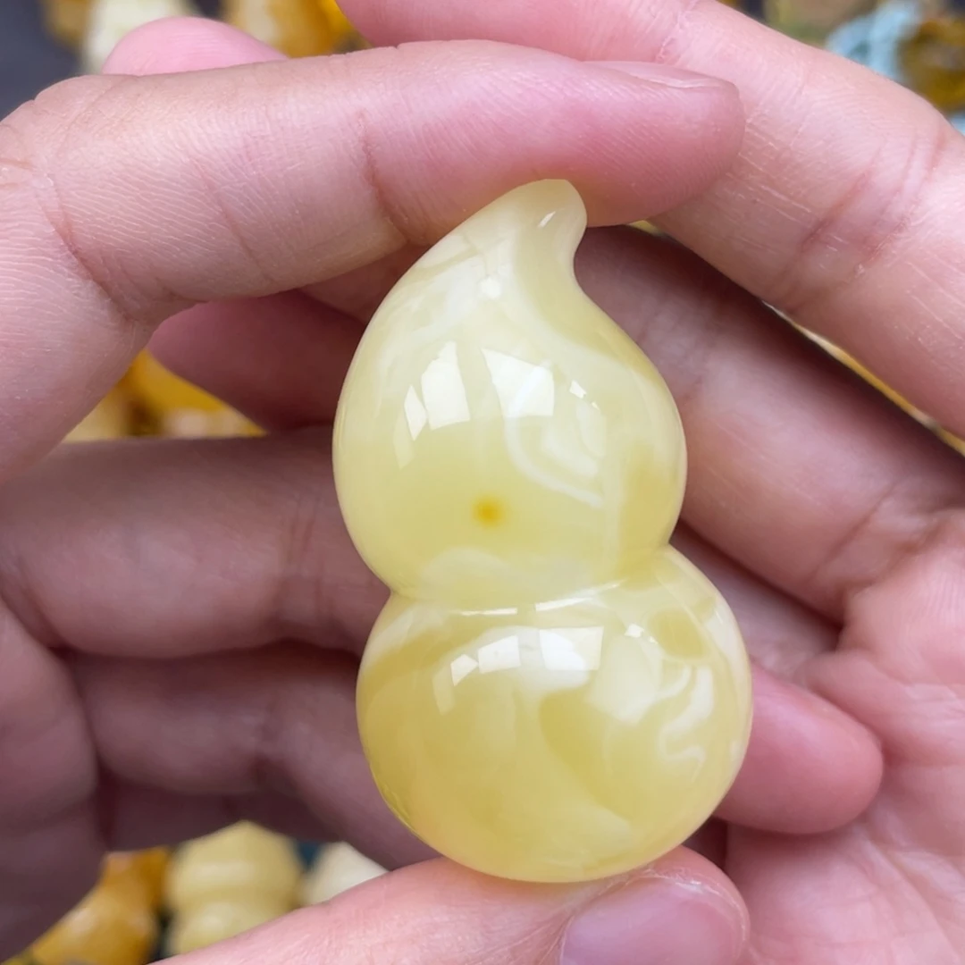裸石琥珀未镶嵌蜜蜡