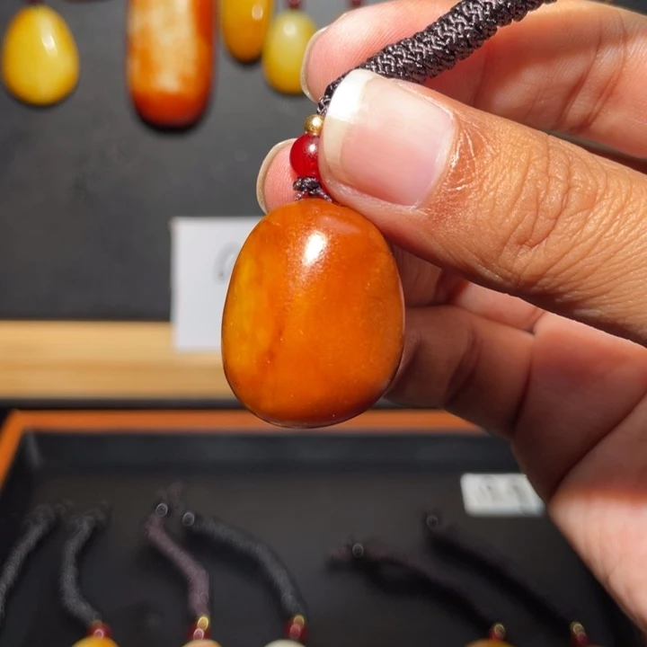 老***五颈饰未镶嵌和田玉