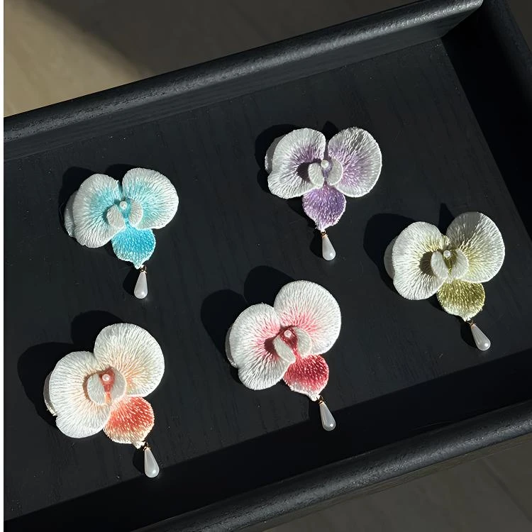 卷仙【蝴蝶兰磁吸扣】刺绣工艺胸饰腰饰固定古风穿搭小卷仙国风配饰