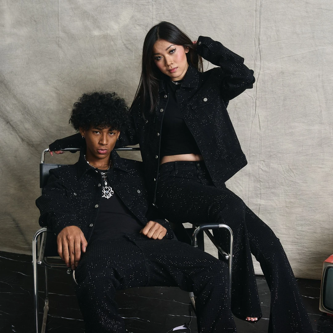 【VAKA TYPESHYT】亮闪满天星烫钻牛仔夹克牛仔裤套装宽松外套秋