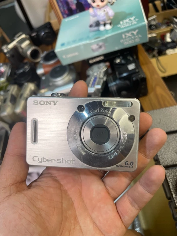 95新 Sony/索尼 w50配件齐全人像氛围新手入门款no退换