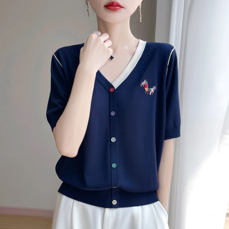 哥弟阿玛施正品莱赛尔天丝2025新款短袖t恤女夏季V领刺绣小马薄款