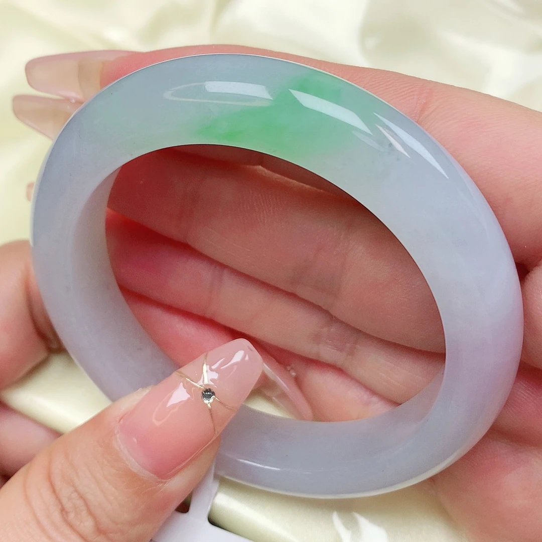 翡翠手镯未镶嵌抖音701