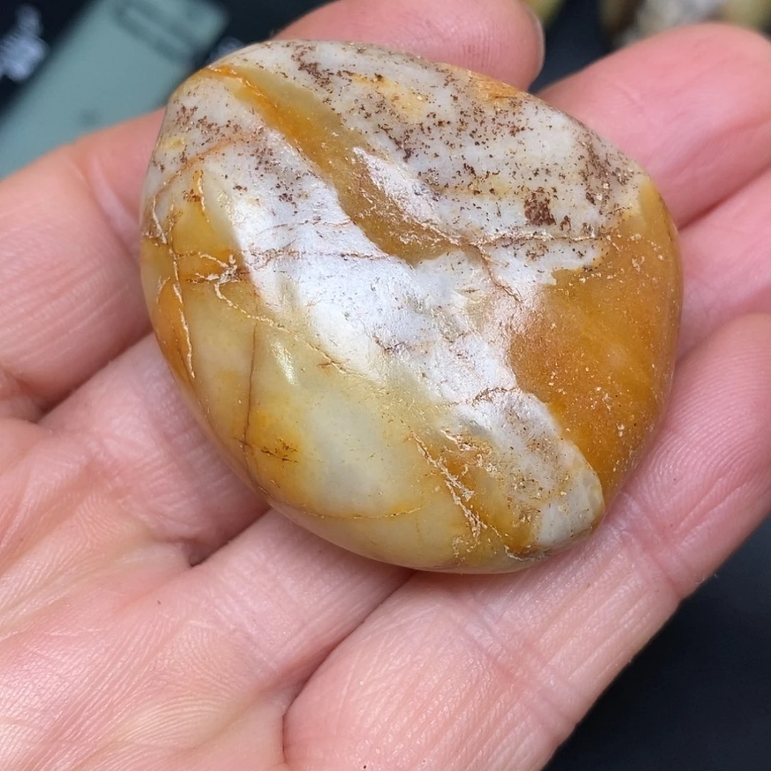 和田玉未镶嵌珠宝奇石