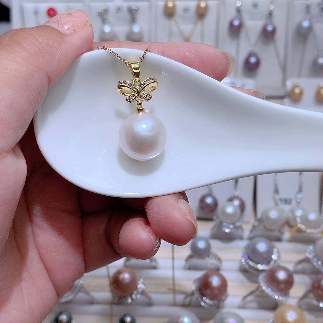 淡水珍珠未镶嵌吊坠(赠链)CC14.4m m