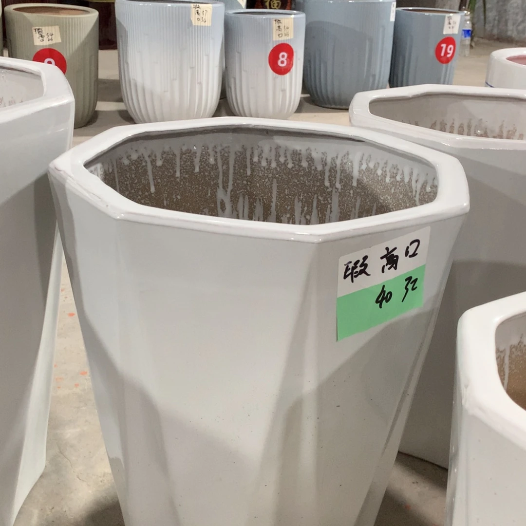 瑕疵高温陶瓷花盆i