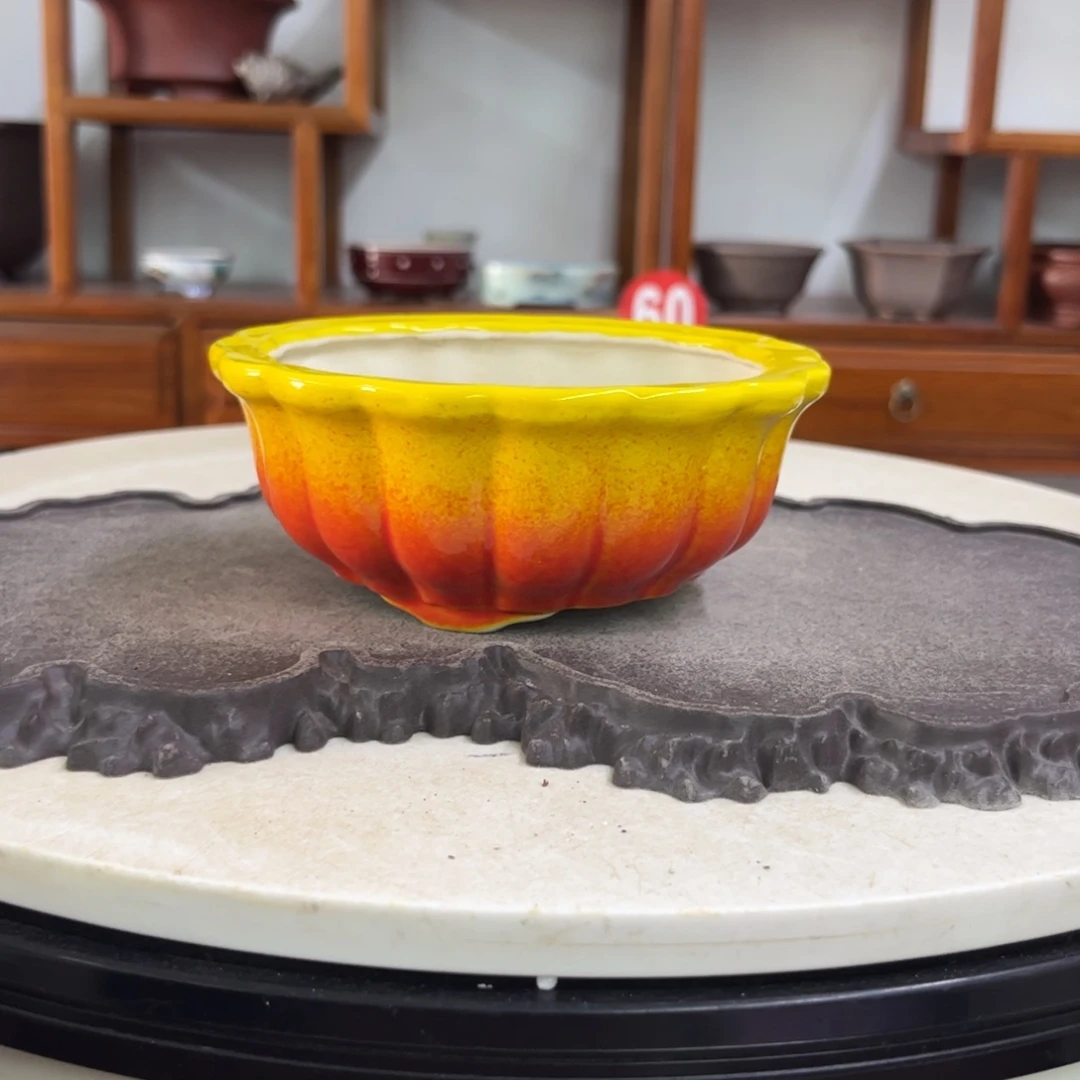 紫砂花盆瑕疵5.5-14。在。z