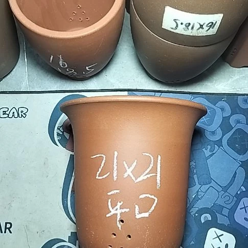 红泥平口金钟一个微瑕