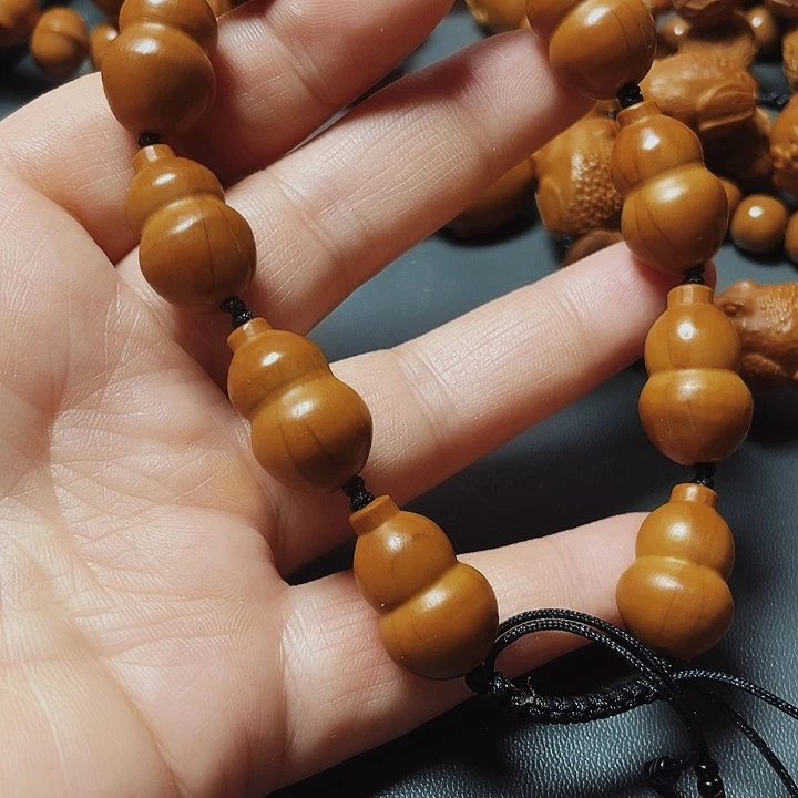 葫芦，手串，橄榄核雕